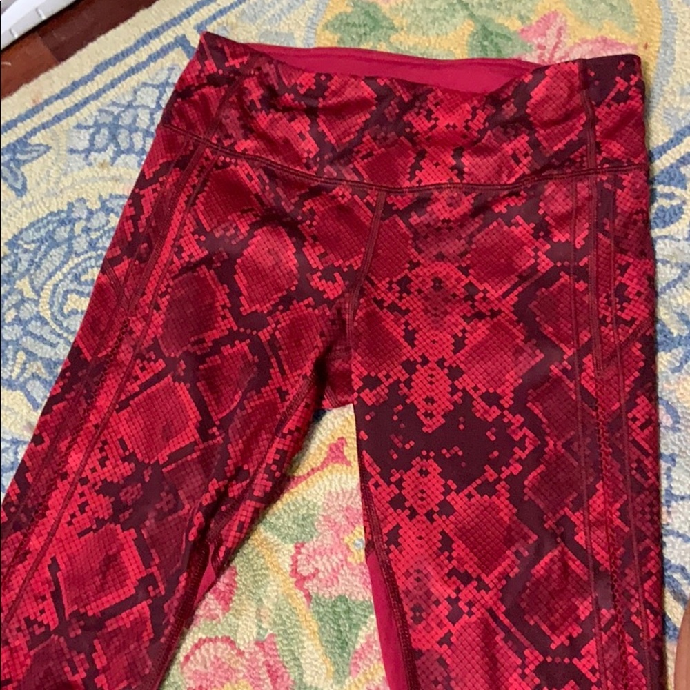 Lululemon workout leggings